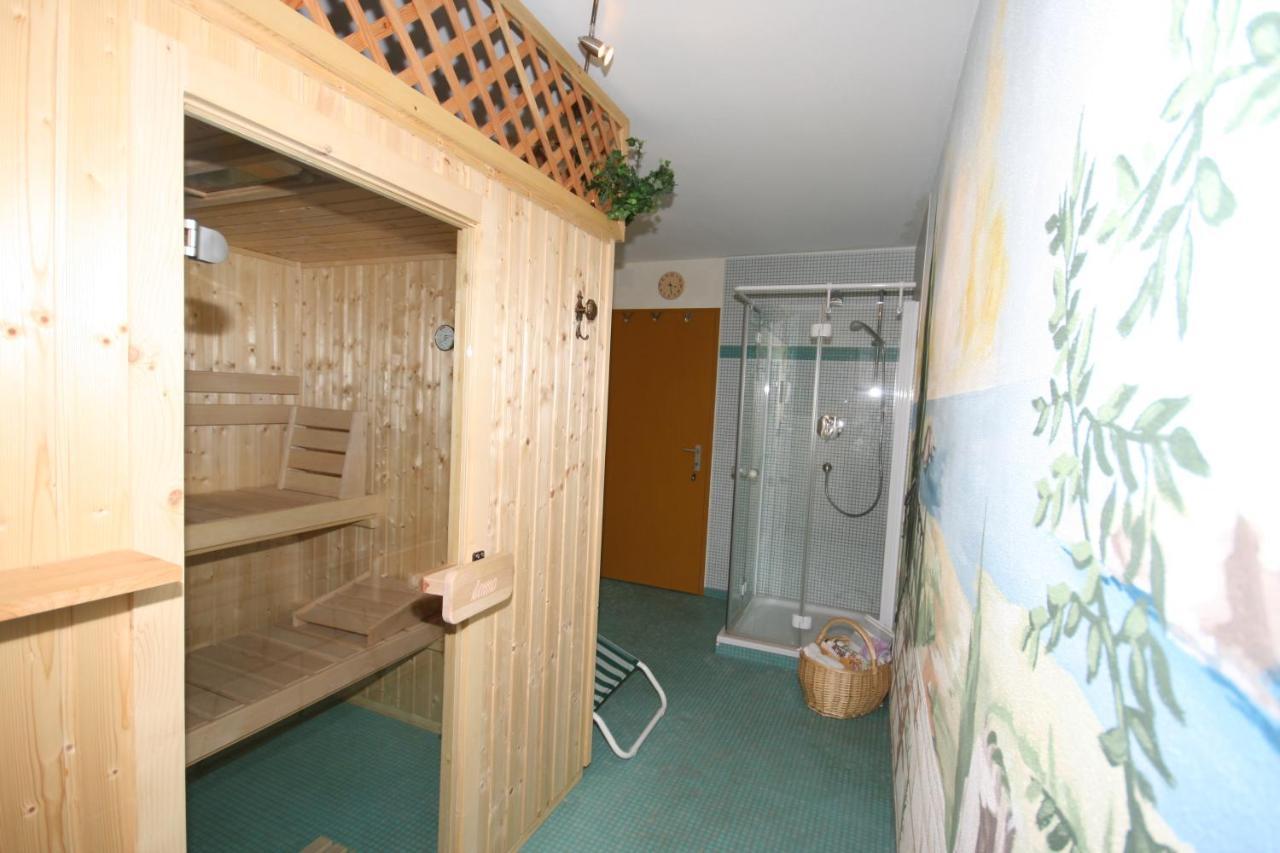 Appartements-Pension Reinstadler 普鲁茨 外观 照片