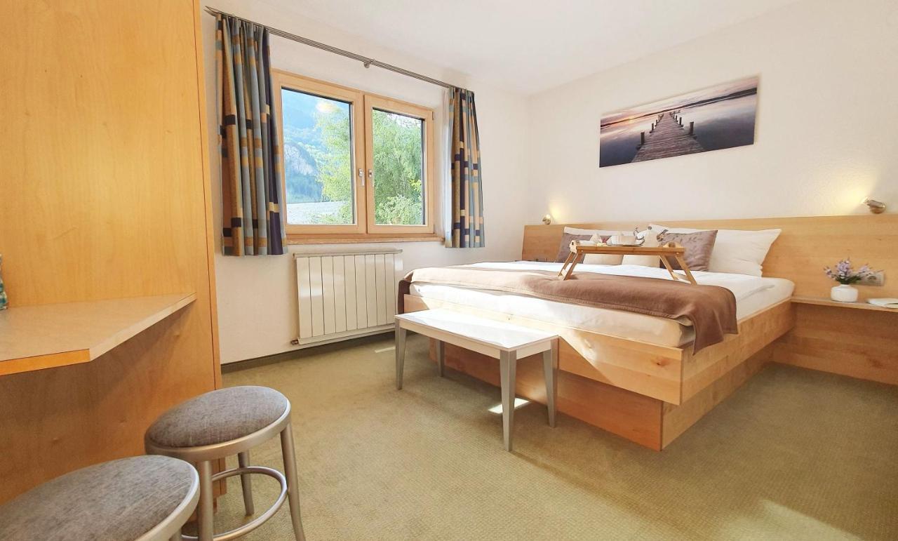 Appartements-Pension Reinstadler 普鲁茨 外观 照片