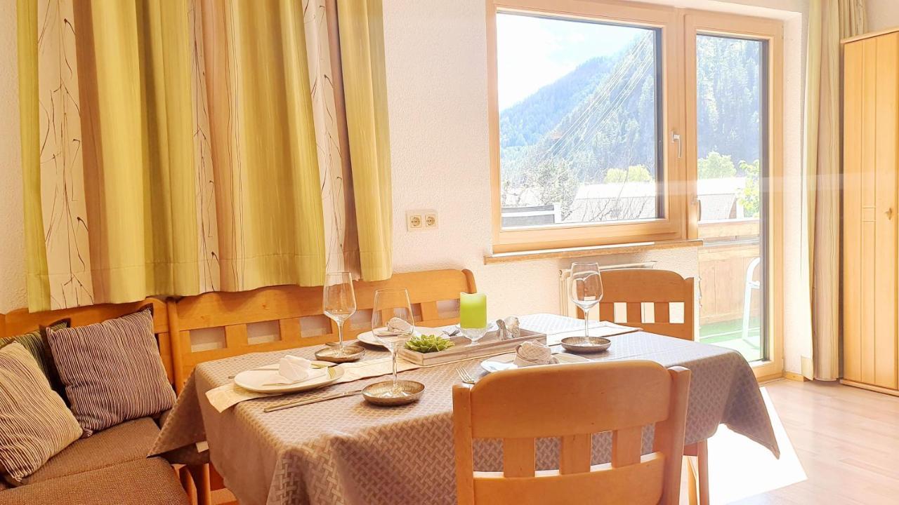 Appartements-Pension Reinstadler 普鲁茨 外观 照片